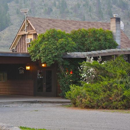 Sundance Guest Ranch Villa Ashcroft Bagian luar foto