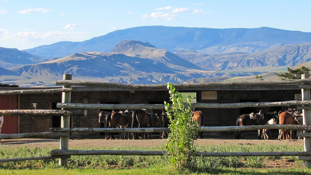 Sundance Guest Ranch Villa Ashcroft Bagian luar foto