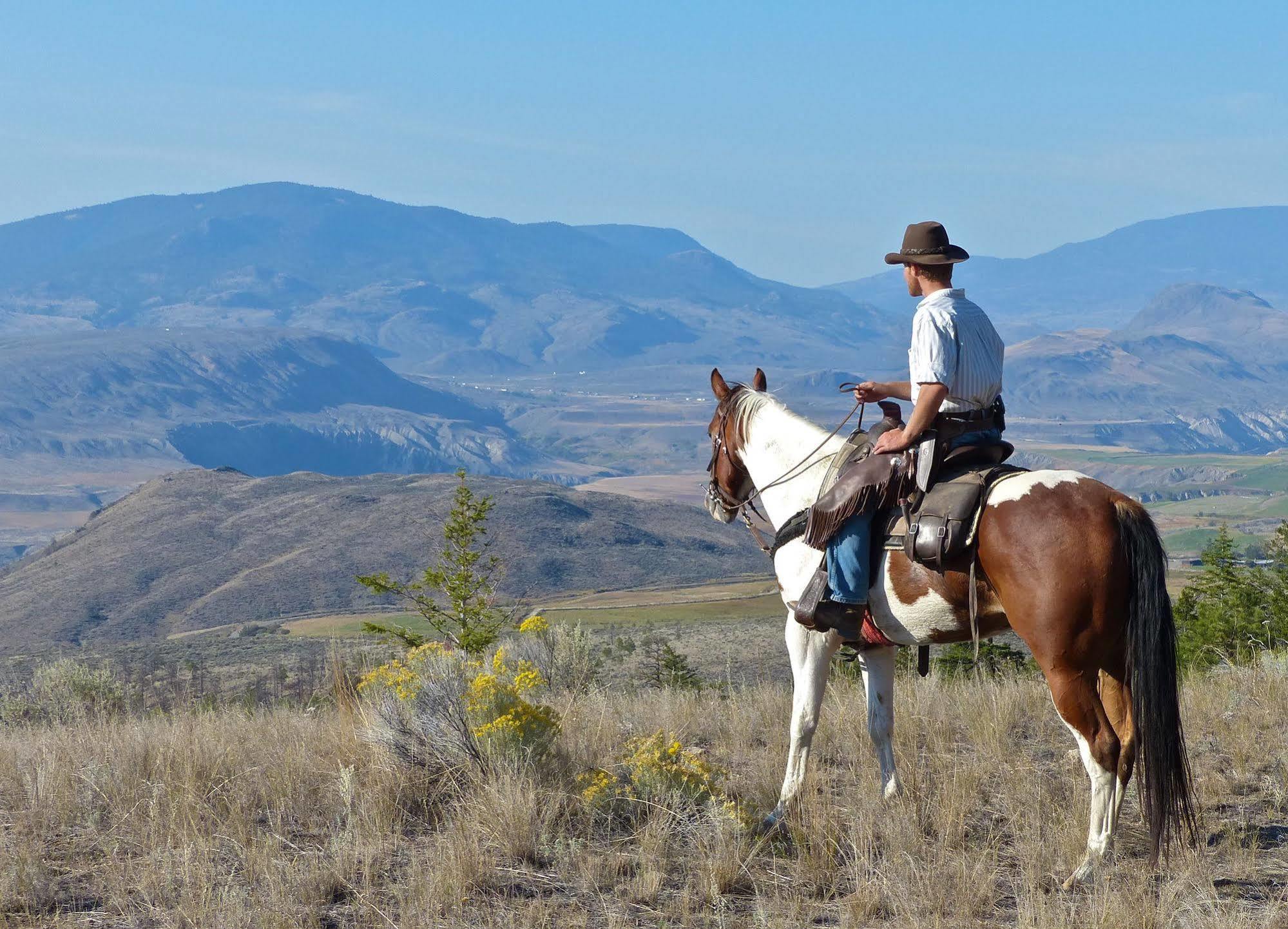 Sundance Guest Ranch Villa Ashcroft Bagian luar foto